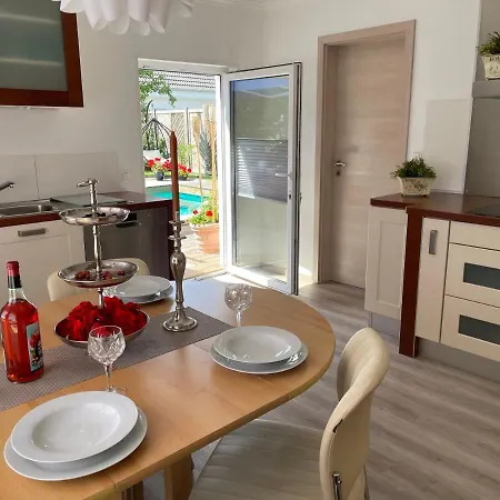 Evelina Holiday home